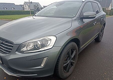 Volvo XC 60 XC60 D5 AWD Summum Geartronic Summum
