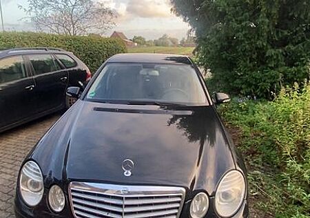 Mercedes-Benz E 220 CDI ELEGANCE Elegance (Facelift)