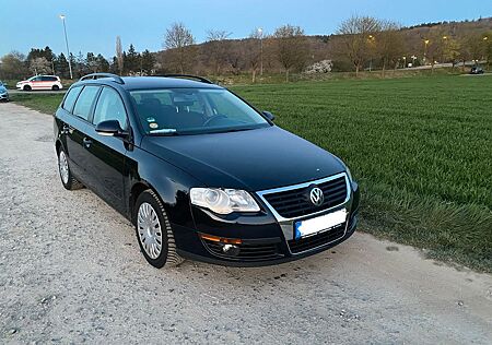 VW Passat Volkswagen 1.6 TDI DPF BlueMotion Comfortline Co...