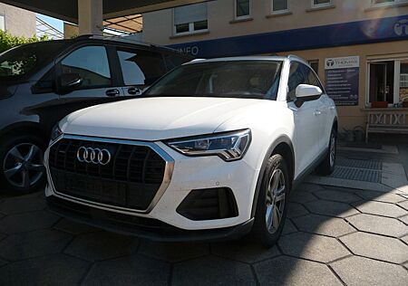 Audi Q3 35 TDI quattro basis