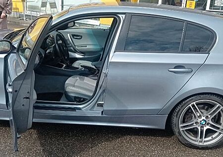 BMW 120i -