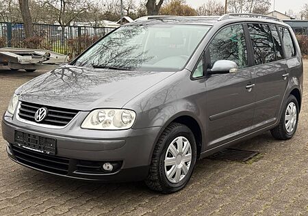 VW Touran Volkswagen 2.0 TDI Highline*AUTOM*KLIMAAU*NUR 43.TKM