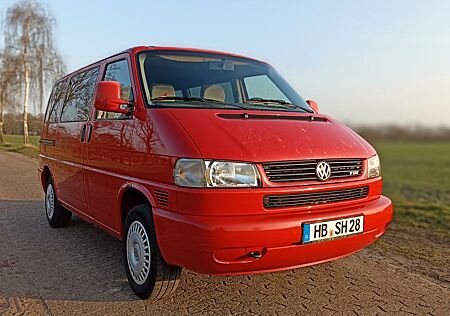 VW T4 Caravelle Volkswagen 2,5-l-Diesel TDI 102PS , 9 Sitze