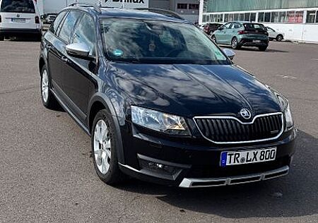 Skoda Octavia 2.0 TDI DSG Scout