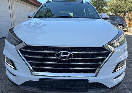 Hyundai Tucson Premium Mild-Hybrid 2WD Pano LED 360° Kam