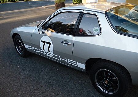 Porsche 924