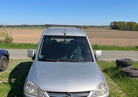 Opel Combo 1.6 CNG mit TÜV für Handwerkviel investier