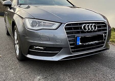 Audi A3 1.6 TDI S tronic Attraction Sportback Att...