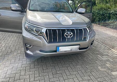 Toyota Land Cruiser 2.8 D-4D Comfort Automatik Comfort