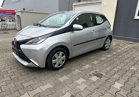 Toyota Aygo (X) Aygo -play touch