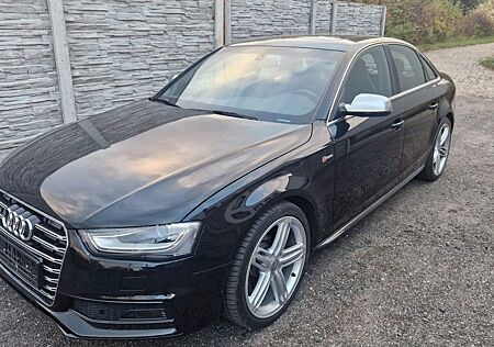 Audi S4 3.0 TFSI tiptronic quattro -