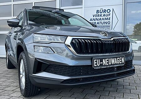 Skoda Karoq gebraucht kaufen Skoda Karoq 1.5 TSI DSG Selection PANO KAM AHK 5JGAR