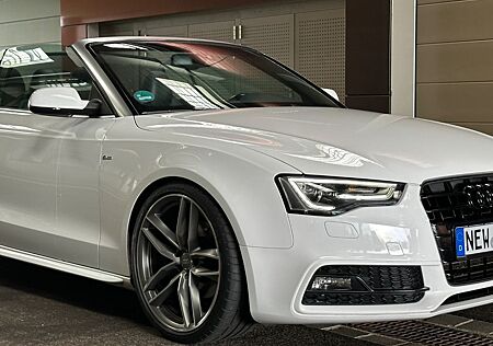 Audi A5 2.0 TDI Cabriolet S Sitze AHK