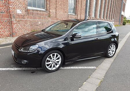 VW Golf Volkswagen 1.4 TSI 90 kW Highline * Top Zustand *