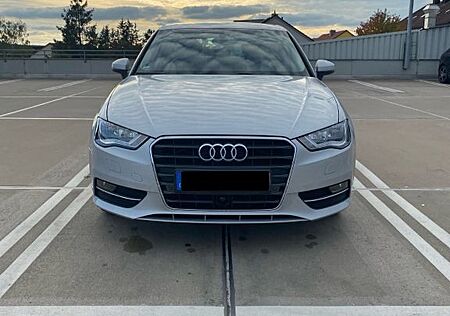 Audi A3 1.8 TFSI S tronic S line sportback