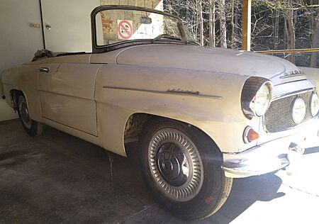 Skoda Felicia Cabrio Roadster Oldtimer DDR Cabriolet