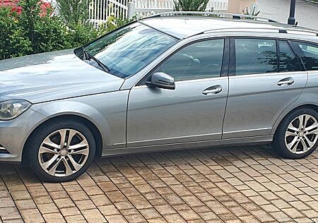 Mercedes-Benz C 180 T AVANTGARDE AVANTGARDE
