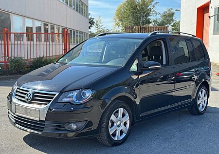 VW Touran Volkswagen Freestyle