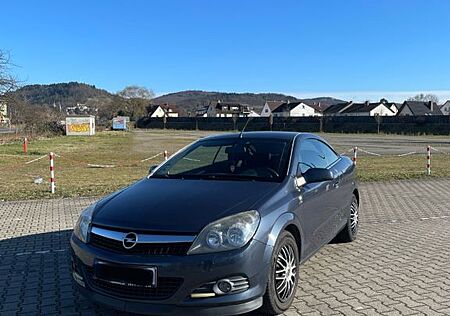 Opel Astra 1.6 TWINPORT Cosmo 77kW Cosmo