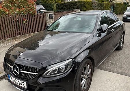 Mercedes-Benz C 300 Hybrid AMG Paket 360 Kamera Premium