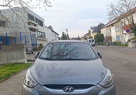 Hyundai ix35 2.0 CRDi 135kW Black&Steel 4WD Automati...