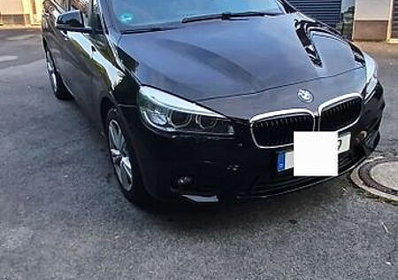 BMW 218iA Active Tourer Avantarde