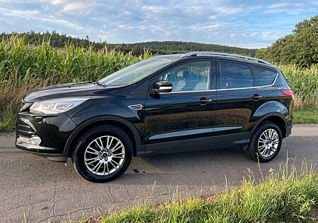 Ford Kuga 2,0 TDCi 4x4 120kW Titanium PowerShift ...