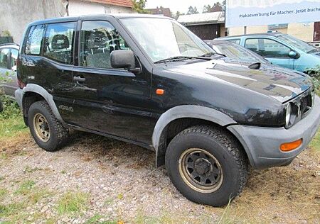 Nissan Terrano 2,*AHK 2800kg,4x4,Benzin 2.4*HU 11/2025*
