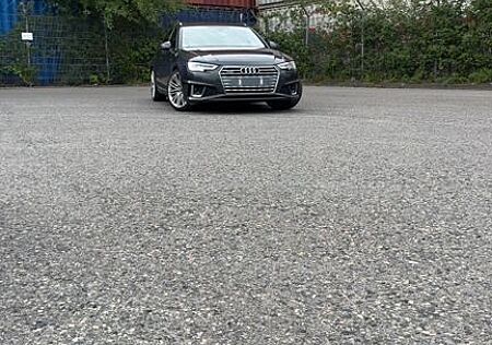 Audi A4 40 TDI S tr. quattro sport Avant sport
