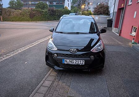 Hyundai i10 1.2 Trend (1. Hand/neu TÜV/Scheckheftgepfl.)