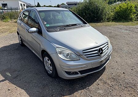 Mercedes-Benz B 150