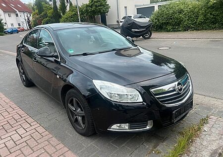 Opel Insignia 2.0 CDTI Edition 96kW -- 015119150150