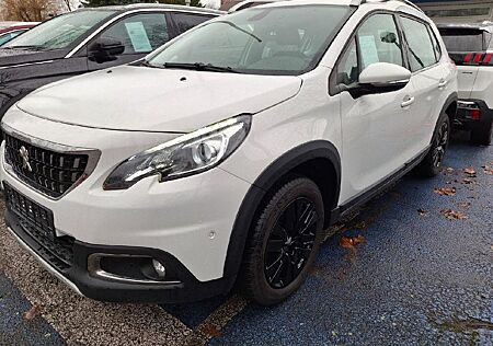 Peugeot 2008 Allure Automatik Navigation