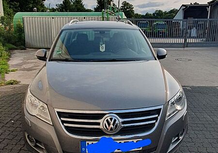 VW Tiguan Volkswagen 2.0 TDI BlueMotion Tech Sport & Style...