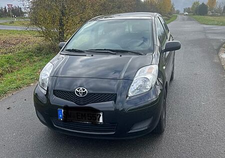 Toyota Yaris 1,0-l-VVT-i Luna Luna
