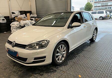 VW Golf Volkswagen VII Lim. Comfortline BMT