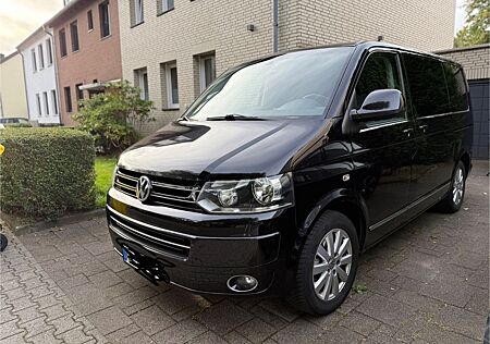 VW T5 Multivan Volkswagen Highline - neuer Motor 28.000km -