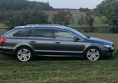 Skoda Superb 2.0 TDI 125kW G tec DSG Elegance Comb...