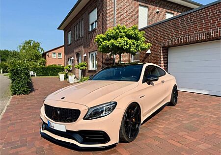 Mercedes-Benz C 63 AMG C 63 S AMG *deutsch*Perf. Sitz*Keramik*Aero*VOLL
