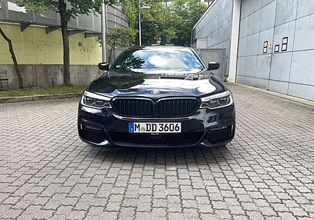BMW 530e Hybrid *M Sportpaket*Vollausstattung