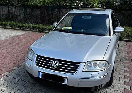 VW Passat Volkswagen 1.8 T tiptronic Basis Basis