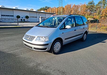 VW Sharan Volkswagen 1.9TDI 115 PS aus 1 Hand
