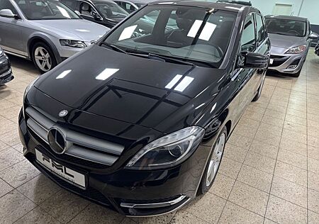 Mercedes-Benz B 200 SH, 8 fach bereift
