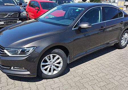 VW Passat Volkswagen Lim. Comfortline BMT/Start-Stopp