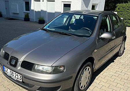 Seat Leon 1,6 16V Stella 2004