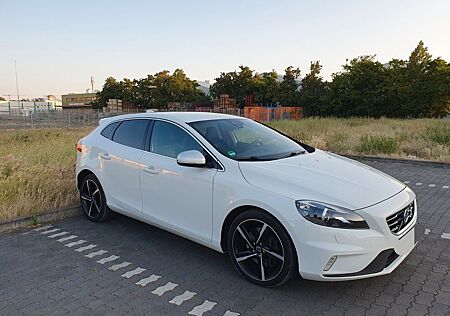 Volvo V40 D3 Geartronic Momentum Momentum