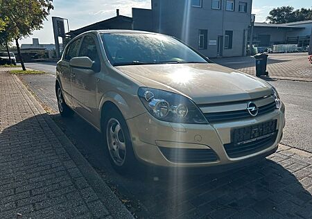 Opel Astra 1.8 | 2004 | TÜV u. Zahnriemen neu