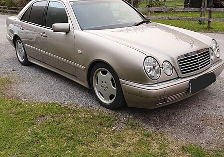 Mercedes-Benz E 290 TD ELEGANCE Elegance