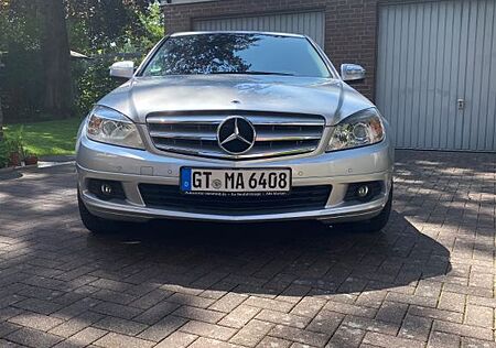 Mercedes-Benz 200