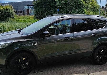 Ford Kuga 2,0 TDCi 4x4 132kW Titanium PowerShift ...